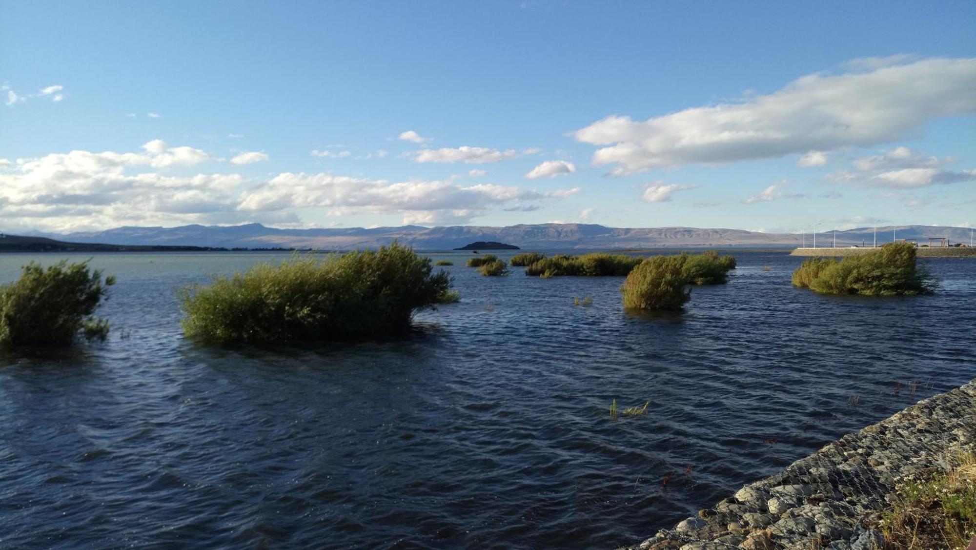 Hostel Aves Del Lago El Calafate Exterior photo