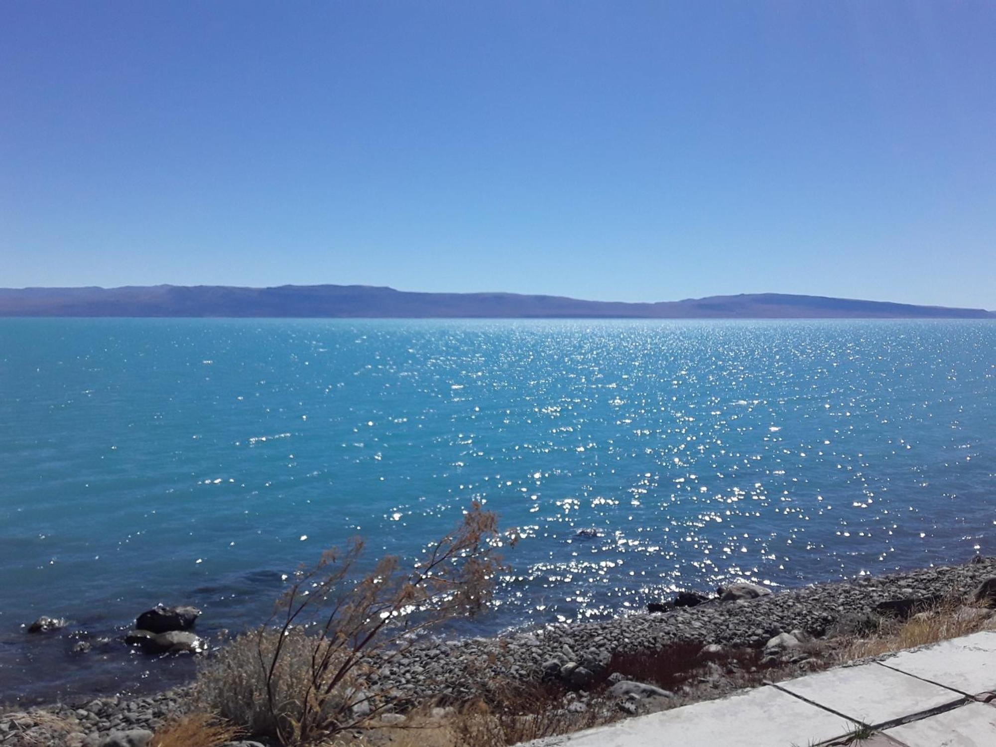 Hostel Aves Del Lago El Calafate Exterior photo