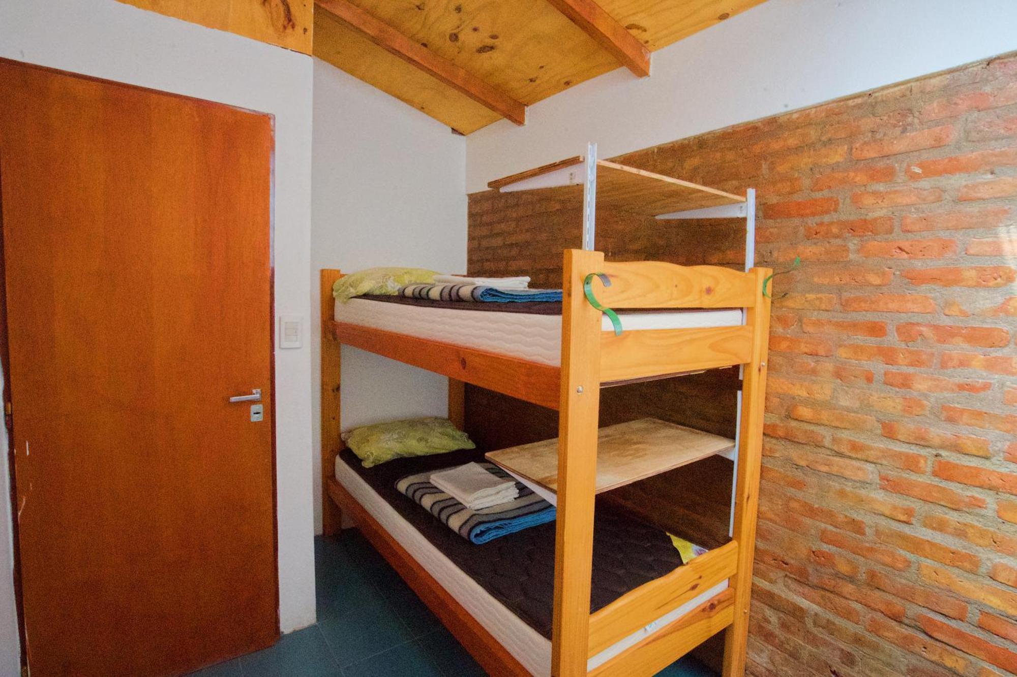 Hostel Aves Del Lago El Calafate Exterior photo